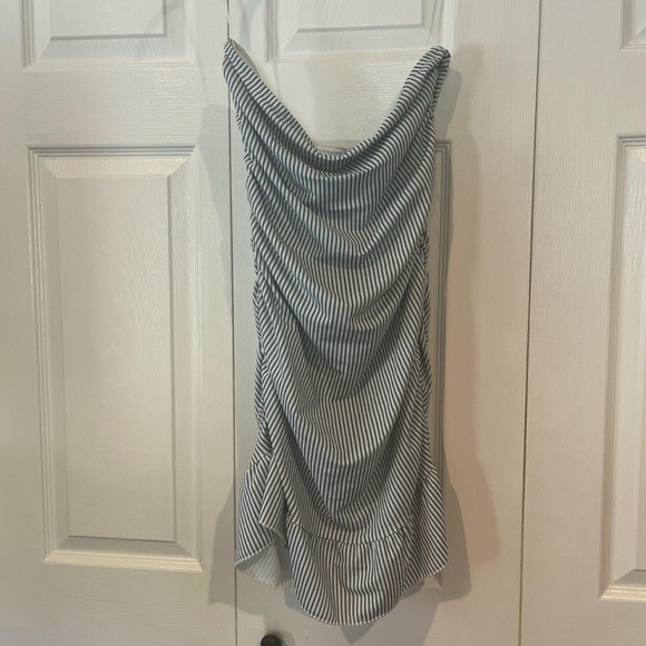 Edikted Blue and White Mini Dress Size L (runs small) - Picture 3 of 4